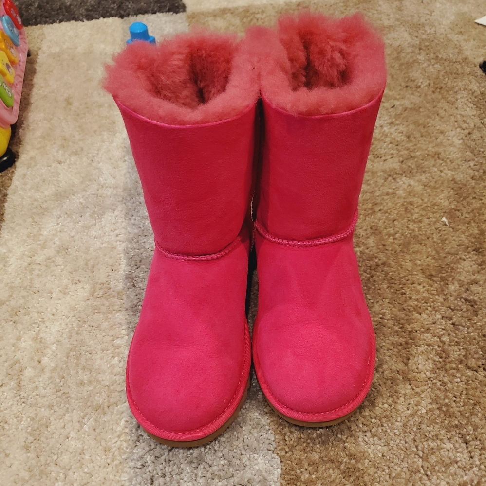 Ugg baily bow boots